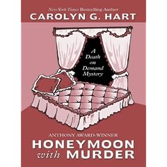 Honeymoon with Murder: A Death on Demand Mystery (Thorndike Famous Authors)
