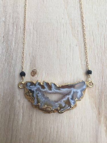 Geode Slice Necklace Sapphire Blue Bead Necklace Gold Chain Necklace Delicate Necklace Dainty Necklace Layerable Necklace