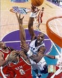 Karl Malone Autographed/Hand Signed Utah Jazz 8x10 Photo