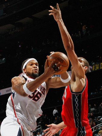 New Jersey Nets v Atlanta Hawks: Etan Thomas and Brook Lopez Photographic Poster Print by Kevin Cox, 42x56