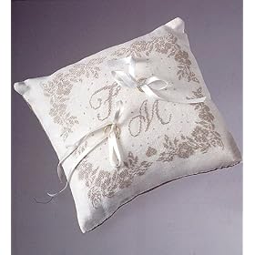 broderie coussin de mariage fleuri sur toile aida 5.5 collection plan�te mauve
