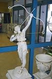 Eigenschaften   / Männer Figur mit Pfeil und Bogen 
