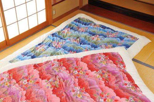 【日本製】昔ながらの綿わた和柄の掛け布団　掛けふとん 青系