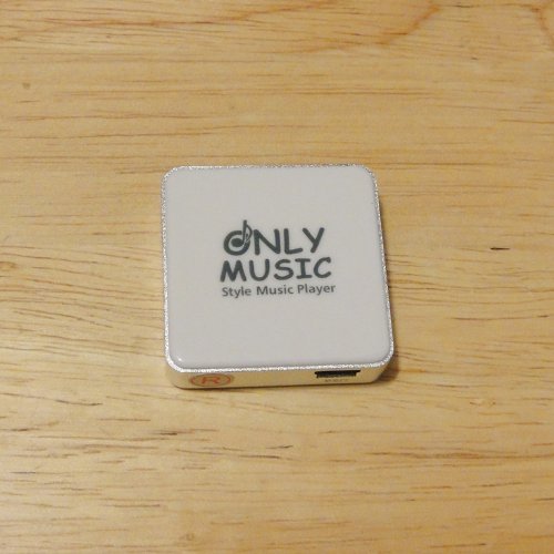 4GB white Quartet Flash light mini Mp3 player