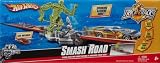 Hot Wheels Trick Tracks Smash Road Expansion Stunt Set (Car Included)
