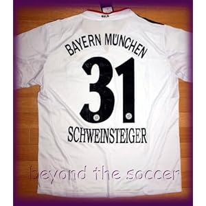 Craft Ideas Volleyball Team on Amazon Com  Bayern Munich Munchen Away 10 11 Schweinsteiger 31