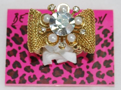 Betsey Johnson Gold Mesh Bow Crystal Pearl Ring With Stretch Bead Band