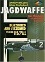 Blitzkrieg and Sitzkrieg: Poland and France 1939-1940 (Classicolours)