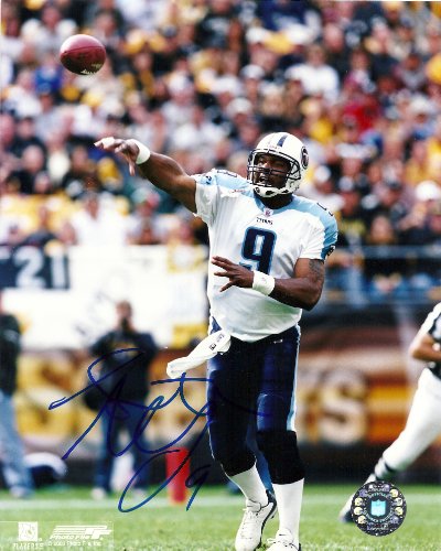 STEVE MCNAIR TENNESSEE TITANS,SIGNED 8X10 PHOTO, WITH PROOF + COA