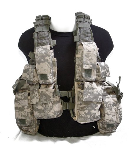 Condor Rhosdesian style assault vest with hydration bladder, ACU