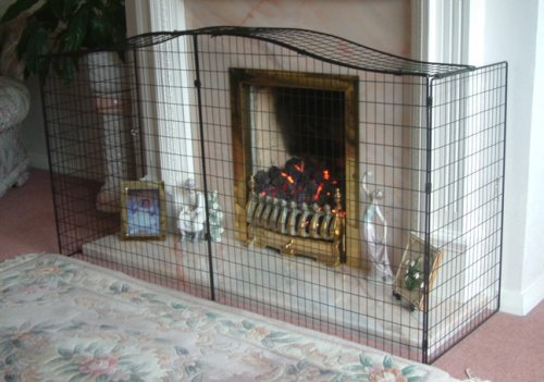 Childrens Toyshop  Kitchen & Housewares : Shaped Fireguard (Height 80Cm Width 144Cm)