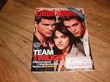 Twilight, New Moon, Entertainment Weekly, November 20, 2009-Cover photograph of Robert Pattinson, Kristen Stewart & Taylor Lautner. Team Twilight-A Wild, Uncensored 3-Way Interview with the Stars of New Moon.