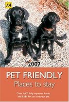 AA Pet Friendly Places to Stay (AA Lifestyle Guides)