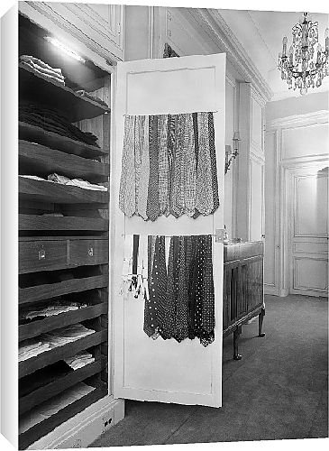 Canvas Prints of 11a Belgrave Square from Country Life 