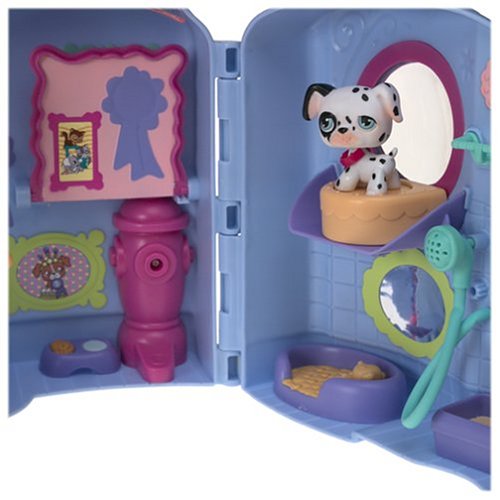 Littlest Pet Shop 5 Rare and Complete Playsets + 81 Piece Accessories
