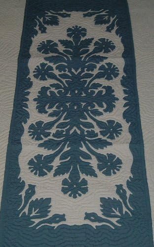Hawaiian quilt wall hanging table runner 100% hand quilted/hand appliqued Hawaiiana