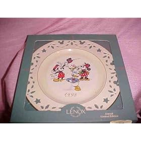Lenox Disney Mickey and co. Holiday BUILDING SNOWMAN 1998 Collectors Plate New in Box by Lenox