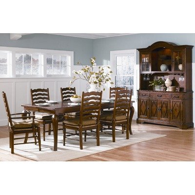 Mount Vintage Dining Table in Amber Pine