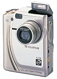 Fuji FinePix 4700 16MB + Case  [2.4MP 3xOptical]