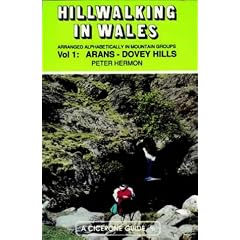Hill Walking in Wales: Arans-Dovey Hills v. 1 (Walking UK & Ireland)