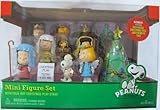 Peanuts Mini Figure Set With Fold out Chritsmas Play Stage