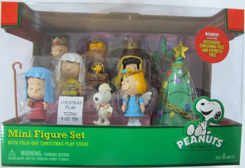 Peanuts Mini Figure Set With Fold out Chritsmas Play Stage