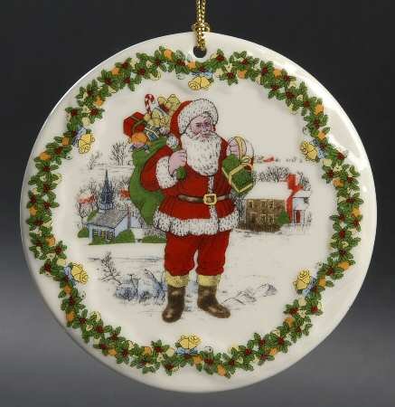 Spode Christmas Tree Ornament Santa Around The World 7Th and FINAL EDITION Spode Christmas Tree Ornament Santa Around The World 7Th and FINAL EDITION