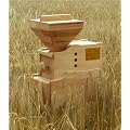 Getreidem�hle WIDU Universalm�hle Mod. III aus Buchenholz