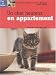Un chat heureux en appartement