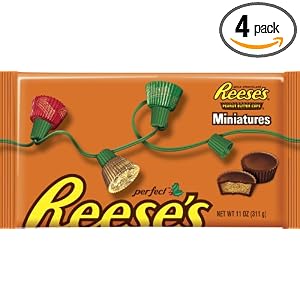 Reese’s Holiday Reese’s Peanut Butter Cup Miniatures, 11-Ounce (Pack of 4)