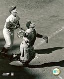 Yogi Berra New York Yankees Catching 8x10 Photo