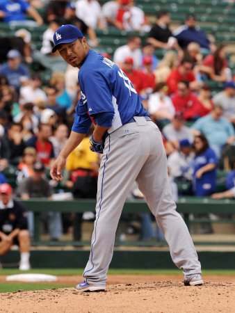 Los Angeles Dodgers v Los Angeles Angels of Anaheim, TEMPE, AZ - FEBRUARY 26: Hiroki Kuroda Photographic Poster Print by Norm Hall, 12x16