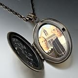 Pugster American Gothic Photo Locket Pendant Necklace