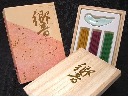 Cover image : 鳩居堂 響 スティック三種セット