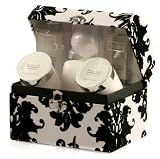 Picture Of Winter in Venice -  White Silk Chest - Pamper Gift Set