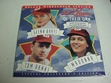 Laserdisc A LEAGUE OF THEIR OWN with Tom Hanks, Geena Davis, Madonna, Lori Petty, Jan Lovitz, David Strathaim, Garry Marshall and Bill Pulman. Special Collector's Edition.