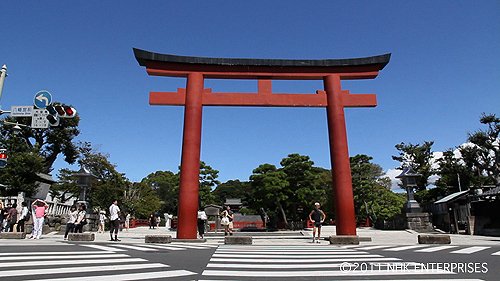 鎌倉百景~寺社と路、季節を巡る古都の旅~ [DVD]
