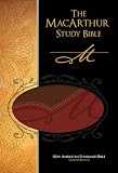 The MacArthur Study Bible: Personal Size