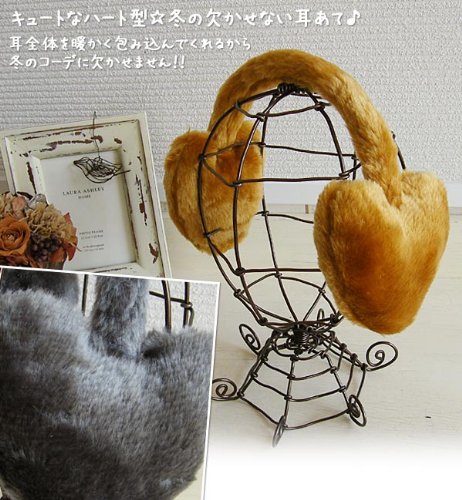 ハート形モコモコイヤーマフラー