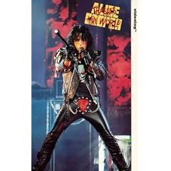Alice Cooper - Trashes the World [VHS]