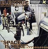 スペース・イズ・ヒア