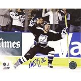 Martin St. Louis Autographed/Hand Signed Tampa Bay Lightning 8 x 10 Photo