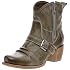 Goldmud Revelstoke, Bottes femm