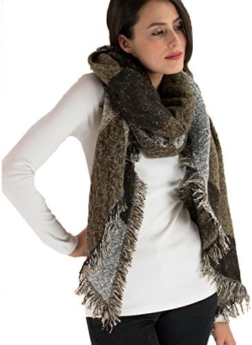 Modadorn Knitting Pattern triangle fashion shawl