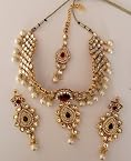 Other - Red & Green Kundan & Pearl Bridal Choker Set