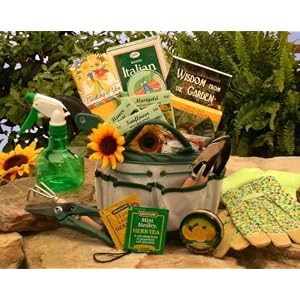 The Weekend Gardener Tote Gift Basket - Bits and Pieces Gift Store