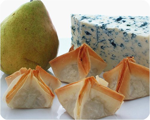 Pear & Roquefort Stars by artiko