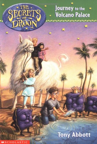 Journey to the Volcano Palace (Secrets of Droon #2) Image of Journey to the Volcano Palace (Secrets of Droon #2)