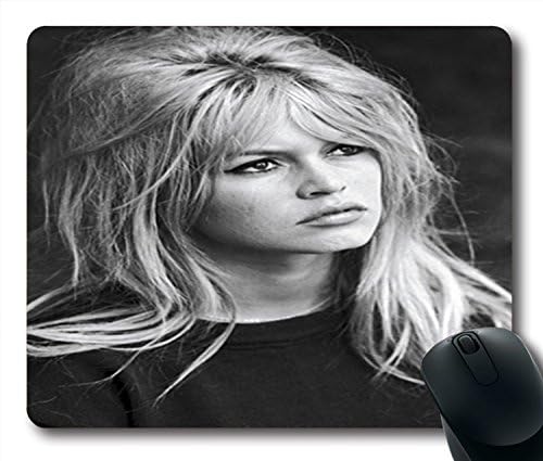 Girls Brigitte Bardot Non-Slip Rubber Gaming Mouse Pad Size 9 Inch(220mm) X 7 Inch(180mm) X 1/8(3mm)