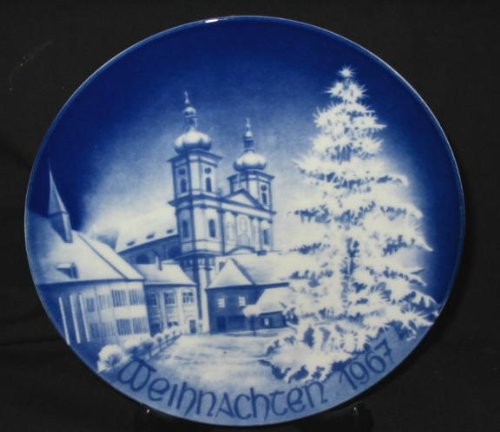 1967 Bareuther Christmas Plate -- Imported Bavarian China -- FIRST YEAR issue!!!